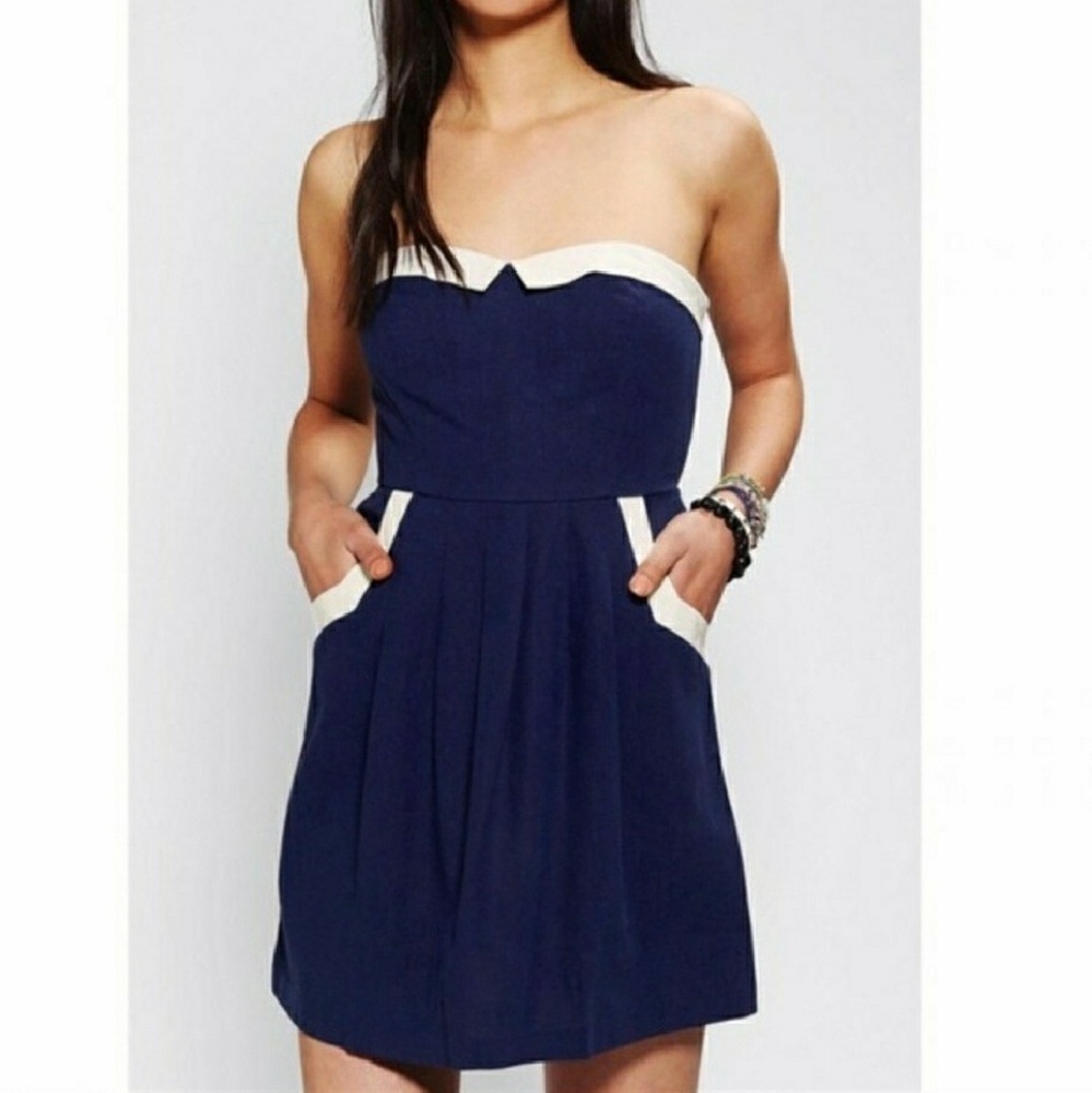 Strapless Contemporary Navy UO dress